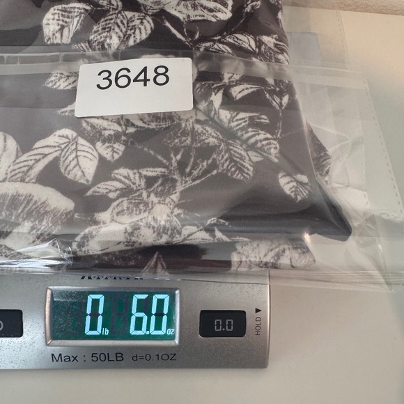 Maurices Top Women 2X NEW Brown Floral Tank Sleeveless Light Knit Comfy Tropical - Picture 8 of 8